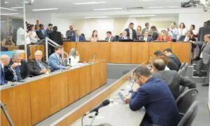 Debate sobre PLC’s que mudam a estrutura da PCMG deve ser retomado amanhã