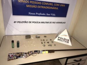 Homem é preso por tráfico e posse ilegal de arma de fogo no interior de MG