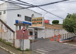 Jovem é preso por roubos e posse de submetralhadora em Valadares