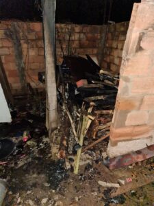 Fogão a lenha: casa pega fogo em Congonhas (MG)