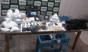 Polícia Militar e Polícia Civil apreendem mais de 70 kg de drogas em Coronel Fabriciano (MG)