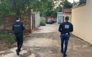 Polícia Civil de Minas apreende celular e ouve suspeitos de golpe por telefone