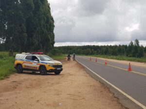 Motorista de micro-ônibus preso por transporte ilegal de passageiros