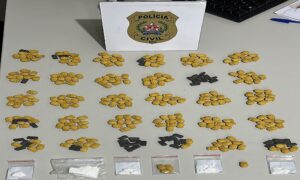 Polícia faz flagrante de entrega de ecstasy em Formiga