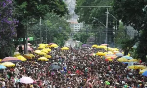 Novo patrocinador do Carnaval de BH dará brindes e descontos a ambulantes