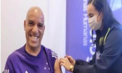 Jogadores e comissão técnica do Cruzeiro foram vacinados na útlima quinta-feira (15)
