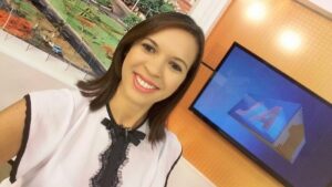 Apresentadora de afiliada da Globo morre em acidente de carro na BR 153