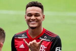 Atlético tem acordo verbal para comprar ex-Flamengo por R$ 43 milhões: ele quer vir