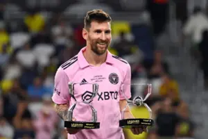 Messi vence com o Inter Miami e se torna jogador com mais títulos do mundo