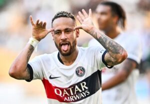 Neymar encerra passagem no PSG e jogará na Arábia