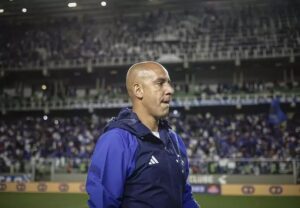 Pepa criticou atuação do elenco do Cruzeiro em derrota para o Grêmio