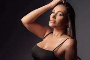 Andressa Urach volta pra igreja após descobrir que seus órgãos estão falhando