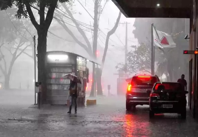 Fim de semana em BH pode ser marcado por pancadas de chuva