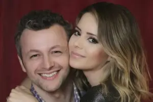 Sandy e Lucas Lima dormem no mesmo quarto, segundo funcionários de hotel