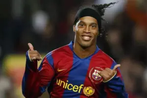 Ronaldinho Gaúcho tem dívida de R$ 1 milhão e pode ter bens penhorados