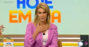 Ana Hickmann aparece de manga comprida na Record: “Prometo compartilhar”