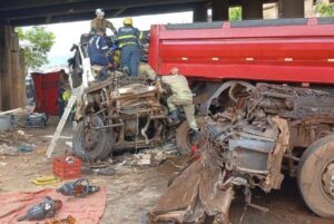 Vídeo mostra acidente com 5 caminhões no Anel Rodoviário, em BH