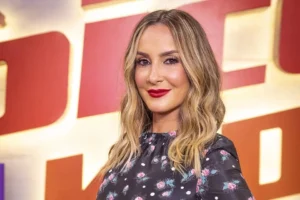 Diretor de Claudia Leitte faz posts homofóbicos e é detonado