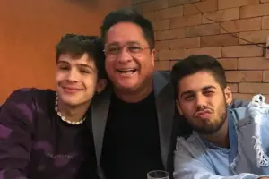 Leonardo e Zé Felipe não querem saber de João Guilherme e fazem chacota