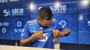 Sem Nikão, Cruzeiro ainda não sabe quem será camisa 10