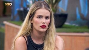 Yasmin Brunet critica o BBB ao vivo na Globo: “Flopado”