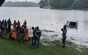 Homem sofre mau súbito e carro vai pra dentro da Lagoa da Pampulha