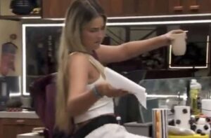 Globo não mostra Yasmin Brunet debochando e quebrando regras