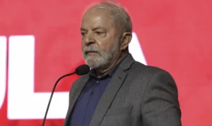Homem é preso pela PF após fazer “vaquinha” para matar Lula