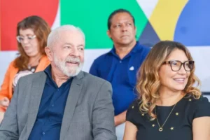“Orgulho do meu marido”: Janja comenta fala de Lula sobre Holocausto e Gaza