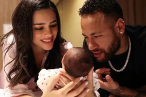 Com apenas 6 meses, filha de Neymar passa por cirurgia