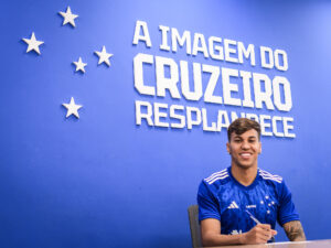 Kaio Jorge só jogou 124 minutos na Série A da Itália