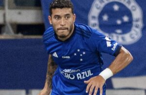 Lateral do Cruzeiro faz promessa pra segundo jogo conta o Boca