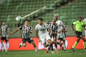 Atlético e Botafogo decidem a final da Copa Libertadores neste sábado em Buenos Aires, na Argentina, em busca do troféu mais esperado do ano.