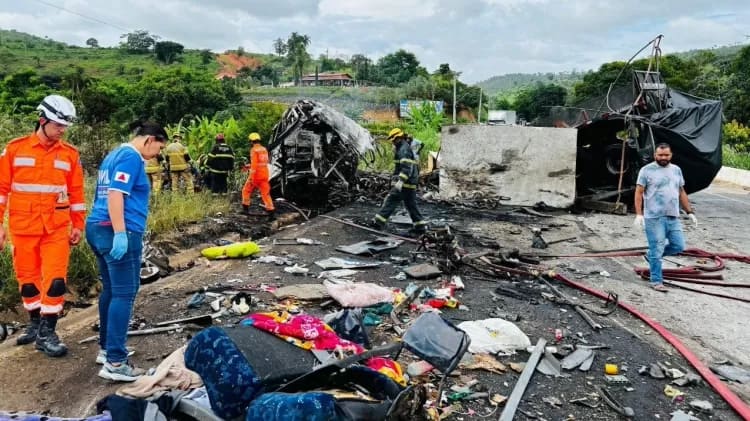 Em 2022, ele havia perdido a carteira de motorista após se recusar a fazer o teste do bafômetro durante uma blitz da lei seca em Mantena (Bombeiros)