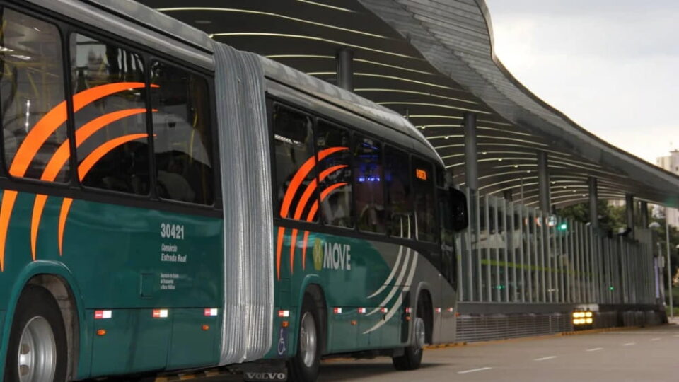 A partir do dia 9 de janeiro, o valor da passagem será ajustado para R$ 8,20, resultando em um aumento de 6,49%. (Foto: Seinfra/Divulgação)