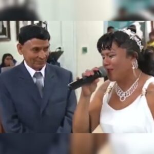 Elena Flores abandona noivo no altar durante transmissão ao vivo; cena viraliza