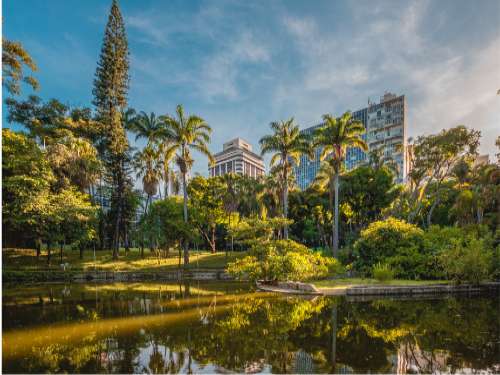 Paisagem do Parque Municipal do Centro de BH