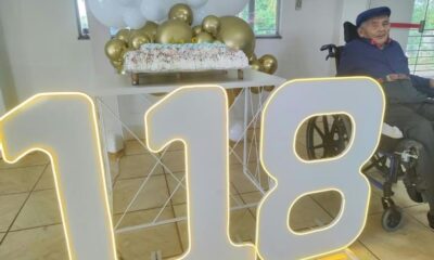 Festa de aniversário de mineiro de 118 anos
