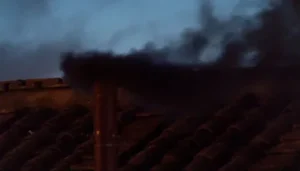 fumaça preta