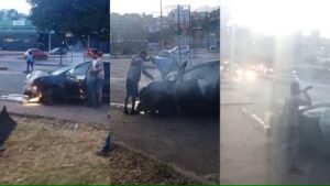 Três cenas de um acidente de trânsito em Belo Horizonte mostram um carro com a frente destruída e fumaça saindo do capô; ao lado, um homem segura uma garrafa de cerveja e bebe em pé, ao lado do veículo.