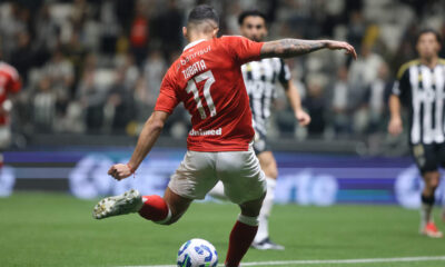 Atuações do Internacional contra o Atlético: Derrota e o time entra no Z4