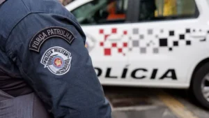 Filho mata o pai com golpes de enxada em MG