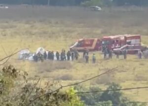Avião com dois ocupantes cai no interior de SP; vítimas morreram
