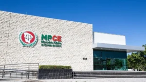 MP recomenda afastamento de vigilante e diretora por abuso em escola