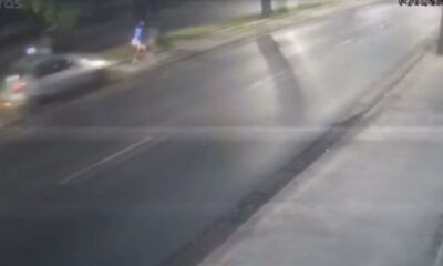 Carro se aproximando das vítimas