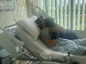 De férias ao hospital: a luta de Renato contra doença rara