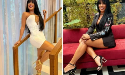 Montagem com duas fotos de Theila Sabrina; à esquerda, ela posa de vestido branco em uma escada; à direita, sentada em sofá vermelho usando blazer preto.