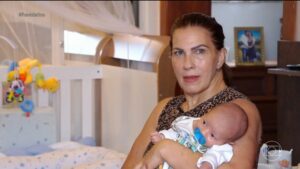 Mineira de 63 anos dá à luz após menopausa e laqueadura
