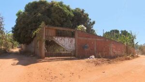 Casa localizada em zona rural da cidade