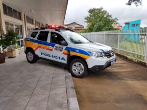 Polícia prende funcionária que inventou morte do pai